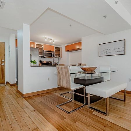 Lovely Condo With City & Ocean Views. Sleep Up To 6 People! Miami Bagian luar foto
