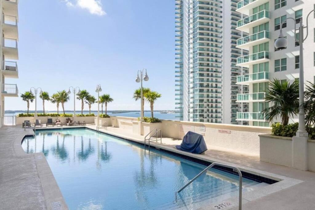 Lovely Condo With City & Ocean Views. Sleep Up To 6 People! Miami Bagian luar foto