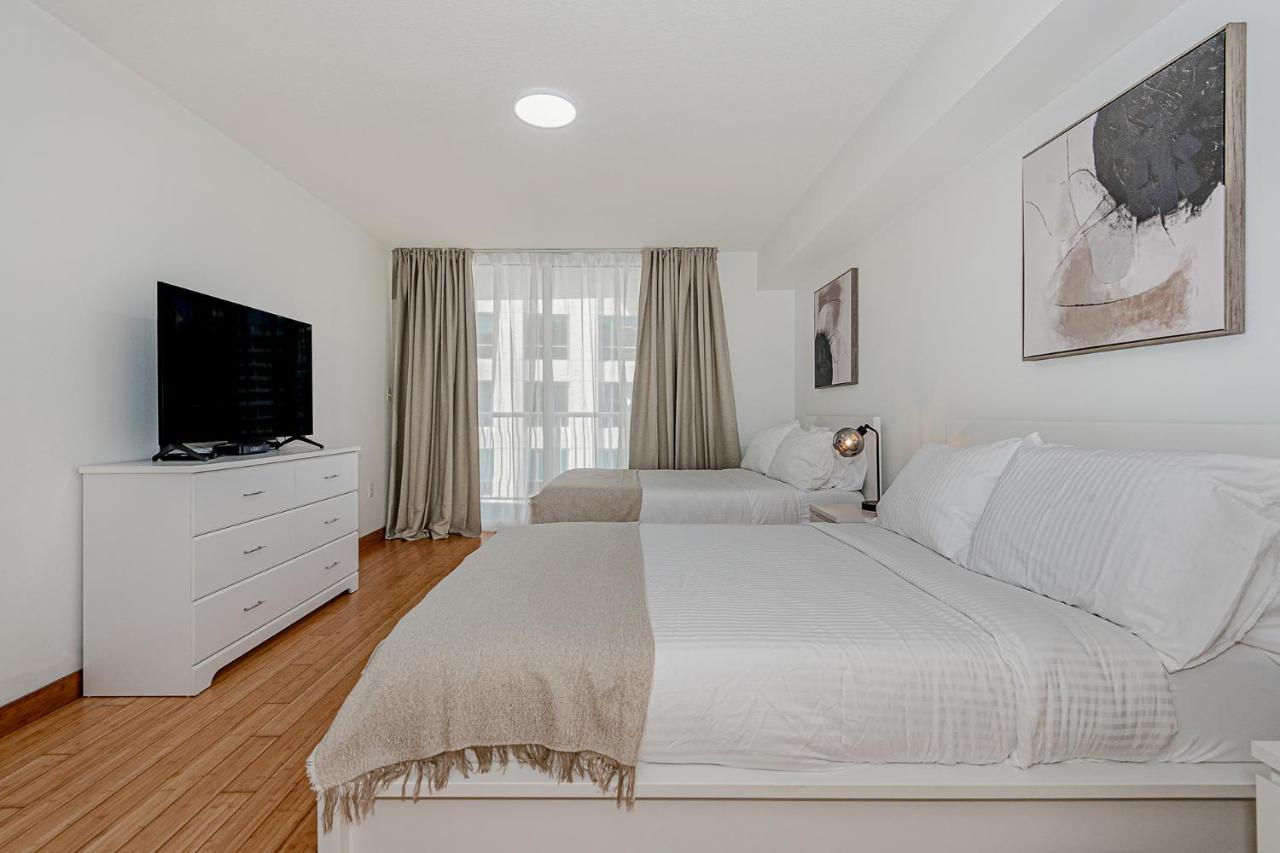 Lovely Condo With City & Ocean Views. Sleep Up To 6 People! Miami Bagian luar foto