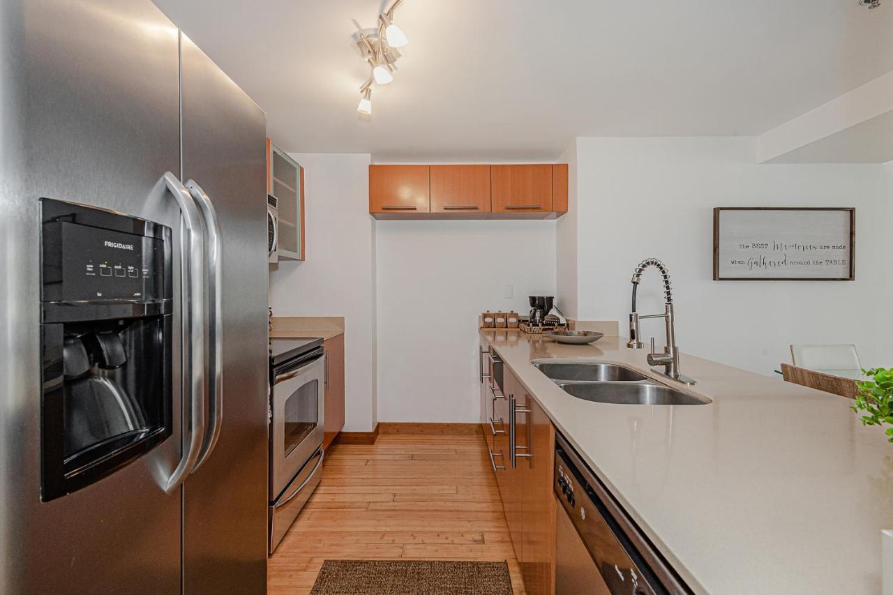 Lovely Condo With City & Ocean Views. Sleep Up To 6 People! Miami Bagian luar foto