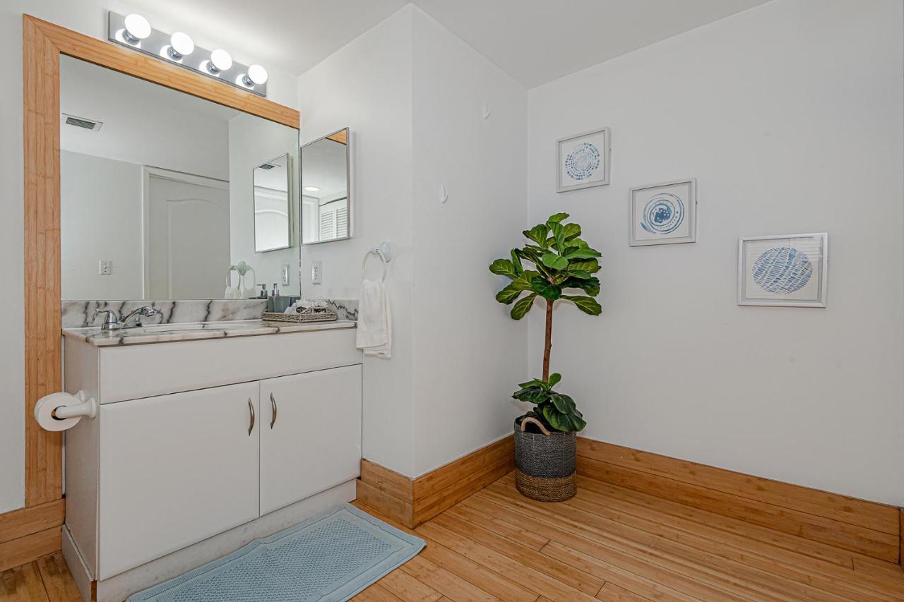 Lovely Condo With City & Ocean Views. Sleep Up To 6 People! Miami Bagian luar foto